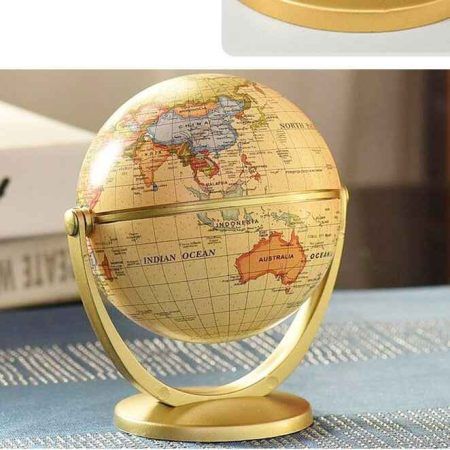 World’s Greatest Dad” 360° Rotating Gold Globe Desk Decor